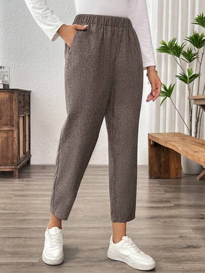 EMERY ROSE Women's Woven Texture Button Decor Pocket 7/8 Pants, Casual & Elegant