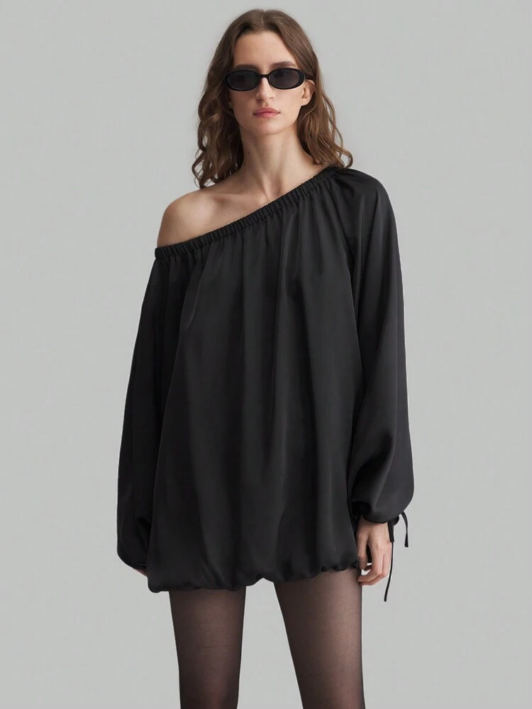 1pc Women's Black Off Shoulder Asymmetrical Collar Long Sleeve Loose Lantern Sleeve Long T-Shirt, Casual Wear For Autumn