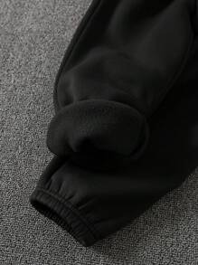 SHEIN 2 件套年轻男孩休闲可爱拼色圆领运动衫和慢跑裤针织服装，适合学校、花园、海滩、生日、春季、夏季、秋季、冬季 - 黑與白 - 查看 4