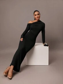 Silquee 女士简约日常约会、优雅派对、长袖、修身、性感纯色弹力针织连衣裙，斜肩领设计，浪漫约会、秋冬打底针织连衣裙、夜间外出连衣裙、万圣节和圣诞节长裙 - 黑色 - 查看 3