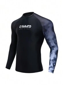 Manfinity Swimmode 男式字母扎染印花插肩袖冲浪 T 恤 - 彩色 - 查看 1