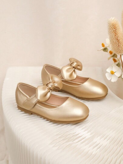 Dziewczęce codzienne płaskie buty z dekoracją kwiatową Princess