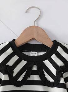 SHEIN Playful Pals 轻盈女婴条纹领长袖连衣裙，春秋装 - 彩色 - 查看 5