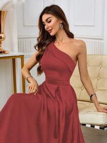 SHEIN Belle Women's Elegant Solid Color One Shoulder Cocktail Party Dress For New Year, Wedding Guest Dress - Red - View 1
