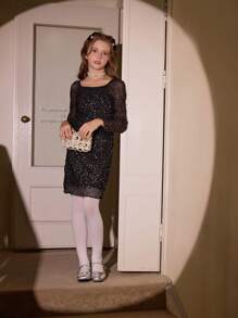 Elegancka sukienka dla dziewcząt z cekinami i kwadratowym dekoltem, dopasowana, idealna na imprezy i wydarzenia wiosną i jesienią, czarna sukienka, sukienka świąteczna, sukienka imprezowa