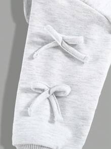 SHEIN 2 件装女婴休闲舒适灯芯绒 3D 蝴蝶结运动衫和短裤套装 - 彩色 - 查看 4