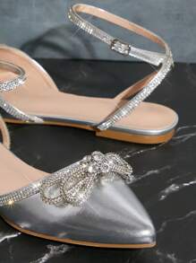 SHUZIA 女士水钻蝴蝶结银色尖头闪光平底鞋 - 优雅踝带设计，让您全天舒适新年假期 - 銀色 - 查看 5