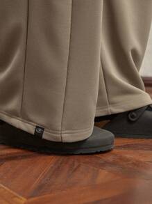 AKNOTIC Business Casual Men's Khaki Knit Loose Straight-Leg Casual Pants, Drawstring Elastic Waist, Suitable For Daily Wear In Autumn/Winter, With Letter Branding & Metal Decor - Khaki - View 5