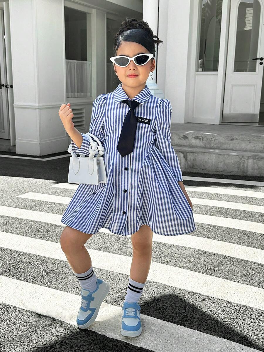 SHEIN Đầm suông Nova Glow Young Girl, tay dài dệt sọc, cổ bẻ, phù hợp cho mẹ và con gái, mùa thu/đông, mùa thu/đông cho mùa tựu trường, thích hợp cho đi học, du lịch, đi chơi và mặc ở nhà, cho mùa thu/đông, tuyệt vời cho trang phục thường ngày & mặc hàng ngày & đi học hàng ngày vào mùa xuân và mùa thu, phù hợp cho mẹ và con gái, phù hợp cho chị em tôi - Xanh và trắng - Xem 1