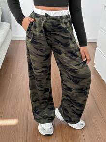 SHEIN Set de 2 piezas de pantalones anchos de punto de cintura elástica con parches, de unicolor y otro de estampado camuflaje, para niñas preadolescentes - Multicolor - Ver 8