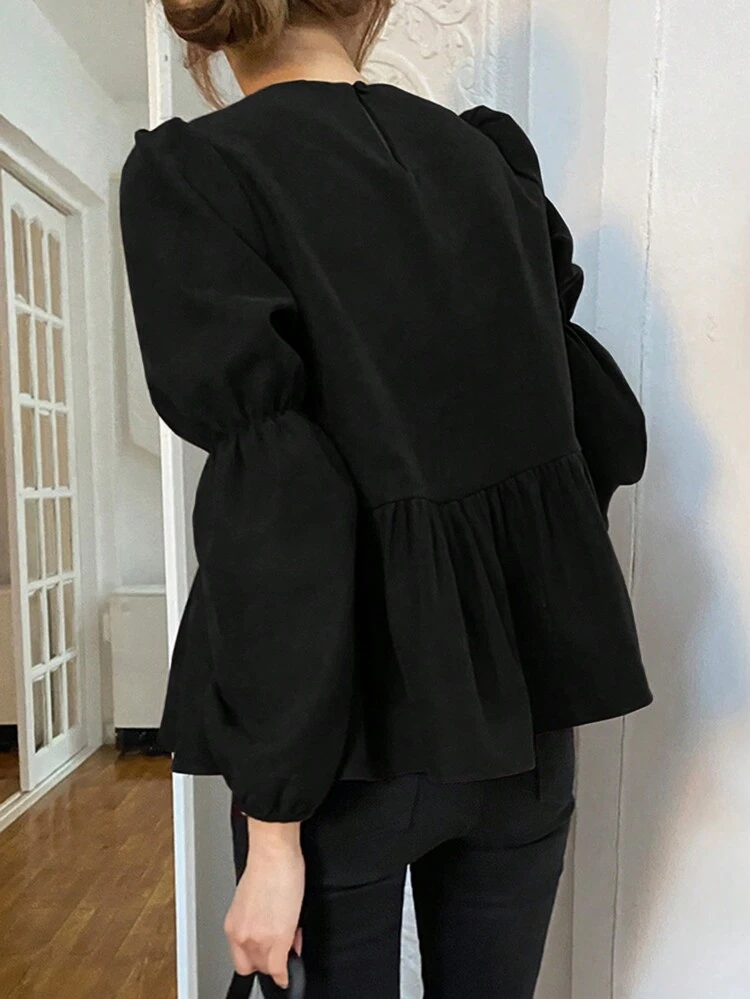 Women's Solid Color Round Neck Long Sleeve Pleated Casual Black Blouse,Ruffle