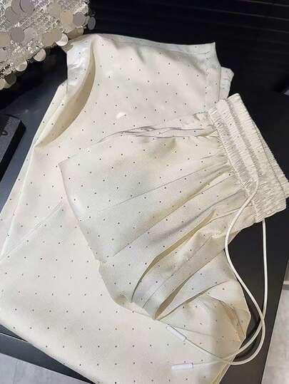 Franclia Yüksek Belli Taşlı Saten Elastik Bel Bağlamalı Bol Dökümlü Düz Paça Pantolon