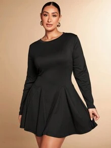SHEIN BAE Plus Size Solid Color Long Sleeve Casual Dress, Minimalist & Fashionable For Everyday Wear Women's Black Solid Sweet Casual Round Neck Long Sleeve Simple Ruffle Hem Short Mini Dress/Black Homecoming Dress Cocktail Party, Birthday Party, Christmas, New Year, Holiday Dresses, Prom Dresses