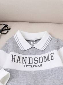 SHEIN Playful Pals 2 件套男婴休闲撞色字母刺绣 Polo 领运动衫和运动裤，可爱时尚的学院风婴幼儿服装，适合拍照、派对等秋冬季场合 - 灰色 - 查看 4