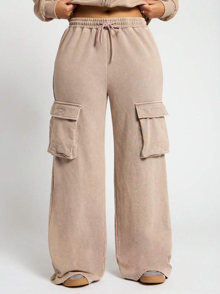 SUMWON WOMEN Athleisure Cargo Fleece Wide Leg Sweatpants