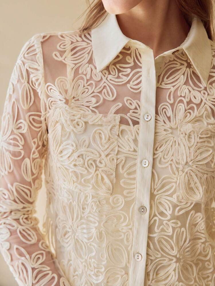 FLORAL PATTERN BUTTON UP SHIRT