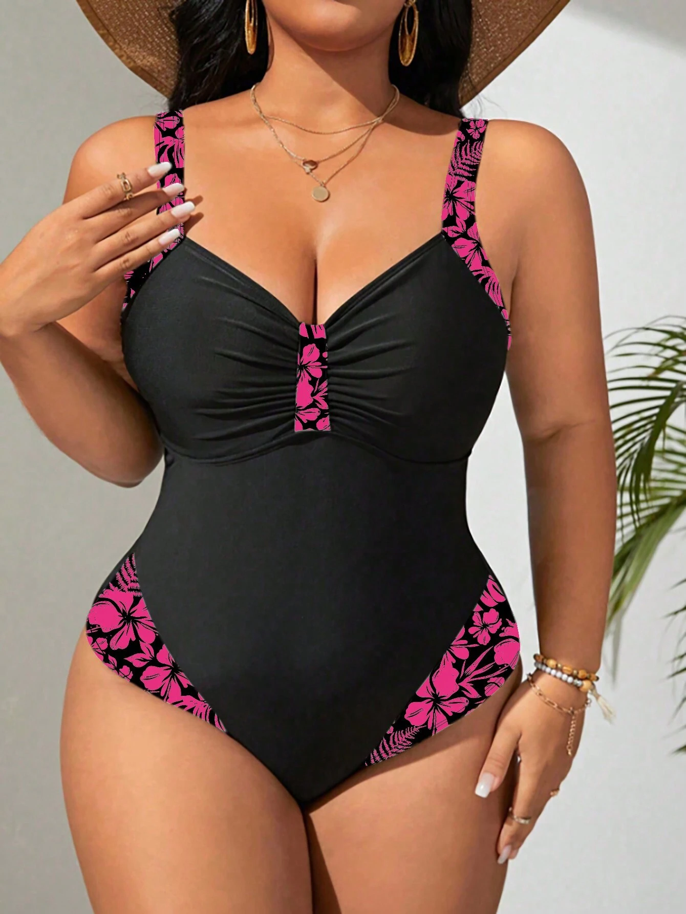 SHEIN Swim Curve Maiô Estampado com Floral para Mulheres Plus Size, Verão, Praia - Preto - Visão 3