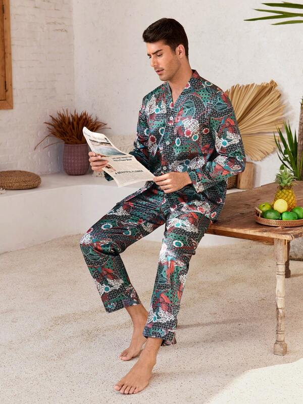 Manfinity ChillVibe 2pcs Men's Front Button Closure Allover Print Minimalist Long Sleeve Top And Pants Pajama Set