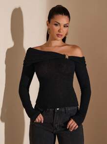 SHEIN BAE Women's Elegant Black Long Sleeve Top,Autumn Asymmetric Off-Shoulder Knitted Twist Metal Decor Minimalist Shirt For Night Out Cocktail Party - Black - View 5