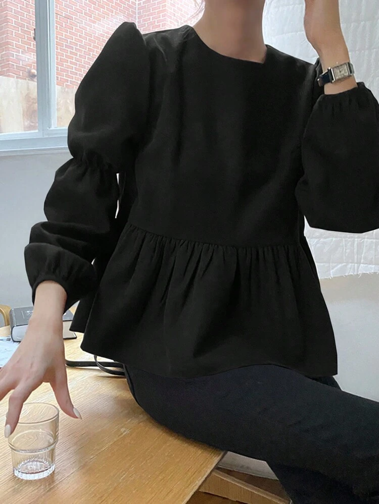Women's Solid Color Round Neck Long Sleeve Pleated Casual Black Blouse,Ruffle