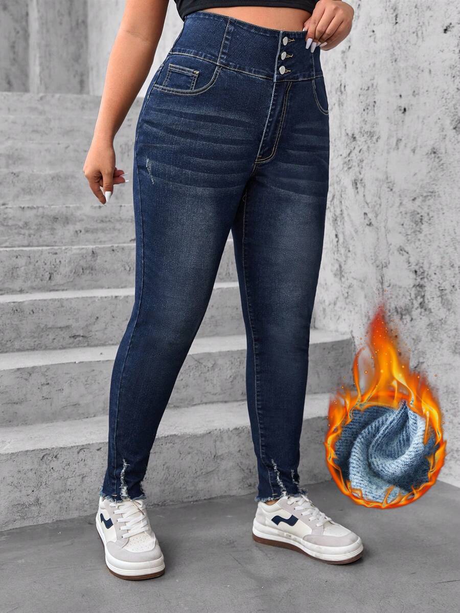 SHEIN Essnce Plus Size Front Button Pocket Simple Casual Jeans