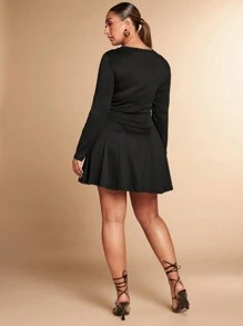 SHEIN BAE Plus Size Solid Color Long Sleeve Casual Dress, Minimalist & Fashionable For Everyday Wear Women's Black Solid Sweet Casual Round Neck Long Sleeve Simple Ruffle Hem Short Mini Dress/Black Homecoming Dress Cocktail Party, Birthday Party, Christmas, New Year, Holiday Dresses, Prom Dresses