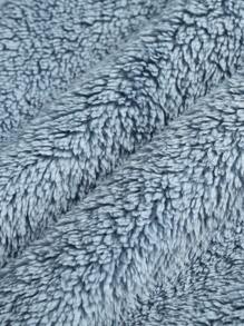 Manfinity Hypemode 男式泰迪熊抽绳连帽运动衫，带落肩和字母刺绣 - 霧霾藍 - 查看 4