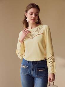 MOTF PREMIUM EMBROIDERY DETAIL LANTERN SLEEVE BLOUSE - Yellow - View 2