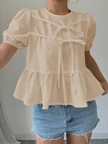 Selianne 短袖荷叶边下摆衬衫，蝴蝶结领口，纯色荷叶边上衣 - 卡其色 - 查看 4