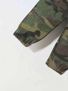 SHEIN 年轻男孩复古休闲街头时尚多口袋宽松舒适松紧腰带抽绳卷边牛仔工装裤