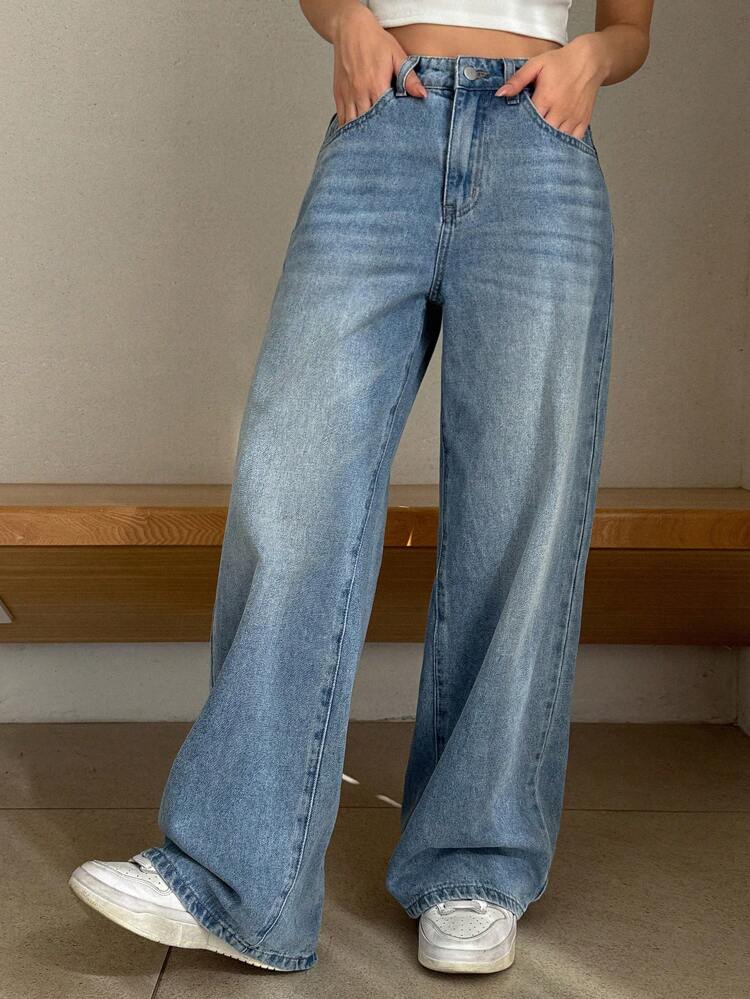 Women Front Button Pocket Simple Casual Straight Leg Jeans