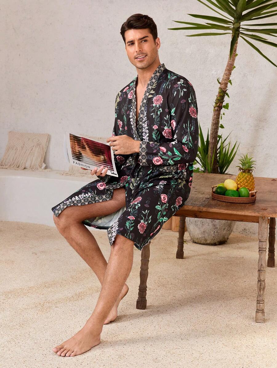 Manfinity Underwear&Sleepwear Basics Floral Print Men's Casual Long Sleeve Robe, Everyday Loungewear - Dusty Pink - View 1