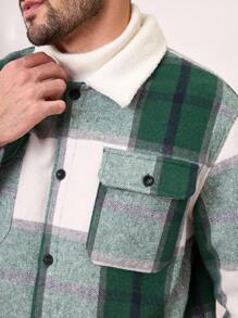 Manfinity Homme Veste d'homme à carreaux verts et moelleuse, vêtement d'extérieur décontracté chaud pour l'automne/l'hiver. Veste chaude, vacances, manches longues légères à carreaux colorés. Idéal pour les cadeaux aux amis, au mari, au petit ami, pour Noël - Vert - Voir 3