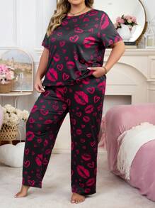 Zestaw piżam z długim rękawem i nadrukiem w kształcie serca i ust w dużych rozmiarach