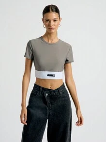 AiiRZ 带松紧带下摆的修身短款 T 恤