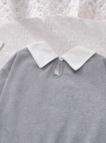 SHEIN 2 件女童字母刺绣运动衫和白色休闲迷你裙套装，适合秋冬季 - 灰色 - 查看 5