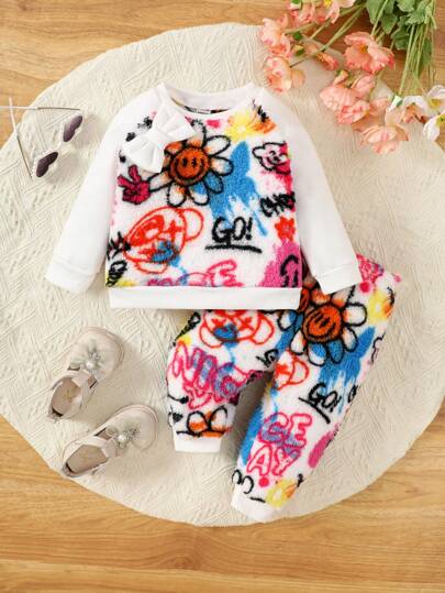 Conjunto de 2 peças/conjunto de moletom e calças para bebês meninas, outono/inverno, lã grossa, estilo de rua, colorido, estampa de grafite, decoração com laço, gola redonda, tecido de pelúcia de flanela, macio e confortável, adequado para passeios