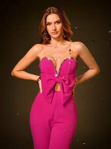 SHEIN SXY Robe une-pièce rose rouge pour les fêtes, les sorties et les soirées. Combinaison slim pour femmes avec nœud de strass, pour Noël.