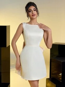 Lovelzi Elegant And Romantic Champagne-Colored Satin Gorgeous Faux Pearl Webbing Exaggerated Bow U-Shaped Back Evening Bachelorette Party, Prom Date, Birthday Cocktail Dress, Wedding Guest Dress