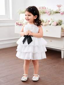 SHEIN Fern Glow  Baby Girl Elegant Cute White Organza Bow Decor Sleeveless Layered Cake Dress, For Christmas - White - View 6