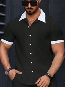 Manfinity Homme Camisa holgada de ajuste informal de un solo botonadura de manga corta con bloques de color para hombres - Blanco y Negro - Ver 3