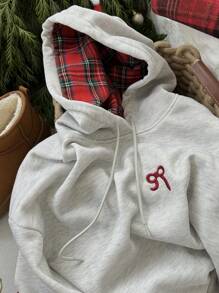 DAZY Sudadera holgada informal con capucha para mujeres con bordado de mariposa, manga larga, otoño