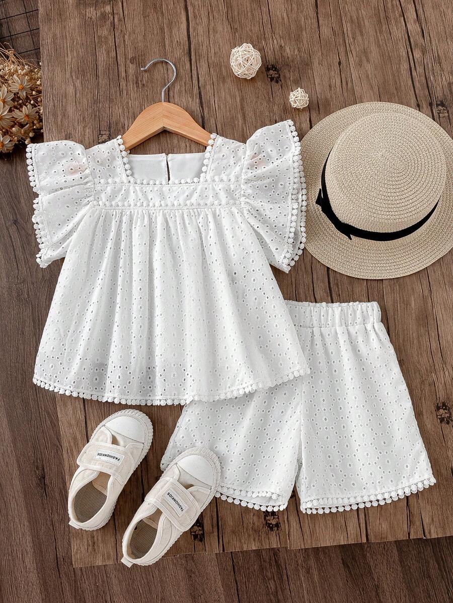 SHEIN Kleine Mädchen Set bestehend aus besticktem Hemd + Shorts, 2-teilig, bequemer Urlaubsoutfit