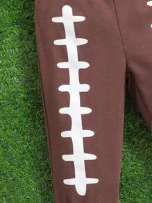 SHEIN Set de 2 piezas para bebé niño con body azul marino casual deportivo con estampado de fútbol y pantalón elástico marrón con estampado de fútbol, cómodo y transpirable, adecuado para fiestas de cumpleaños, vacaciones, deportes al aire libre, primavera/verano