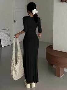 DAZY Gaun Wanita Warna Polos Leher Bulat Setengah Terbuka Depan Pas Badan Lengan Pendek, Gaun Musim Semi/Panas - Hitam - View 2