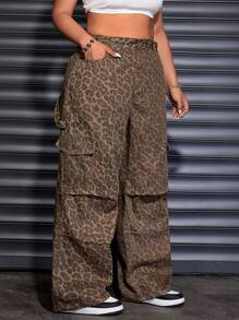 SHEIN EZwear Plus Size Leopard Print Straight-Leg Casual Cargo Jeans - Brown - View 6
