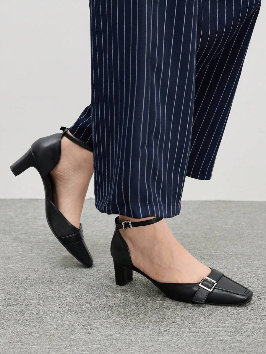 CUCCOO BIZCHIC 女士朋克方形扣黑色穆勒凉鞋 露趾露背高跟拖鞋 情人节款 - 黑色 - 查看 1