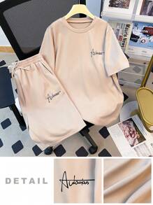 SHEIN 2 件套青少年男童休闲百搭舒适高性价比字母印花短袖 T 恤和短裤，都市休闲风格 - 卡其色 - 查看 6