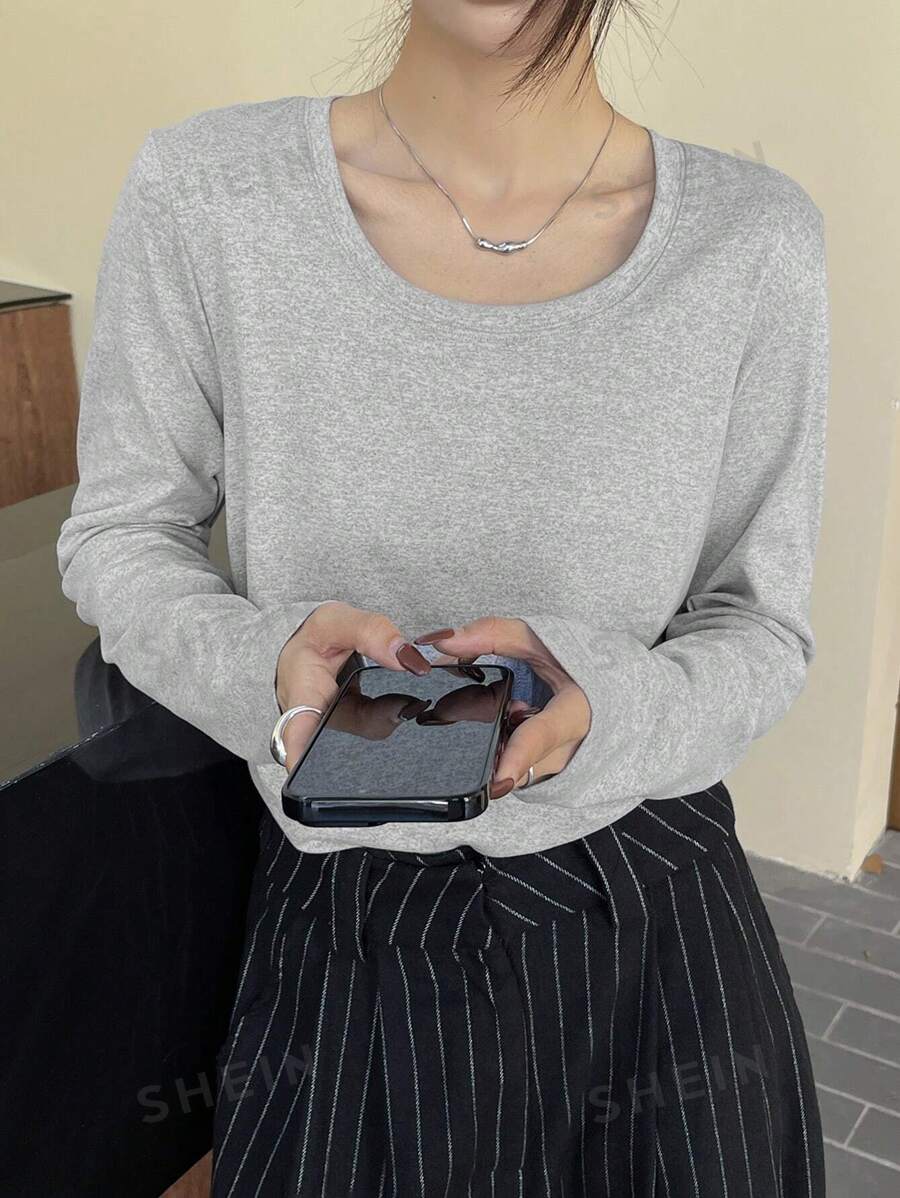 DAZY Camiseta casual de manga larga con cuello redondo de un solo color, versátil, para mujer