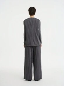 SHEIN LUNE Bộ đồ vest sọc không tay cổ chữ V thời trang công sở giản dị cho nữ và quần ống rộng - Màu xám đen - Xem 2